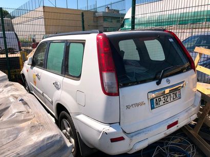 null Nissan Xtrail, vendu pour la pièce, non roulant