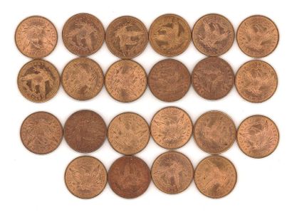 null Vingt-deux pièces de 10 dollars or, 1895 (x3), 1897 (x10), 1898 (x4) et 1899...