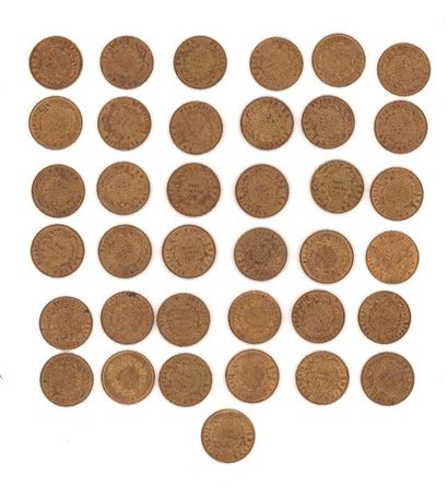 null Trente-sept pièces de 20 FF or, 1852 (x8), 1853, 1854 (x6), 1855 (x2), 1856...