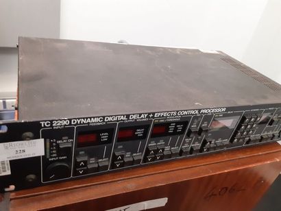 TRAITEMENT ET EFFET - DELAI AUDIO NUMERIQUE TC2290 . Mauvais Etat