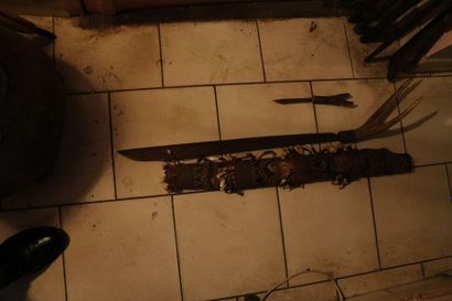 null Grand couteau Dayak

Bornéo, Indonésie