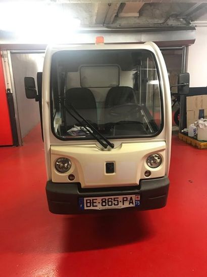 null Fourgon à Rideau, véhicule électrique GOUPIL G3, première immatriculation: 13...