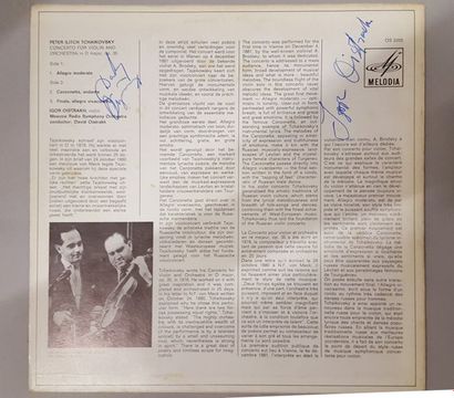 null Un disque 33T Igor et David Oistrakh

Tchaikovsky

Melodia OS2205

EX/EX

signé...