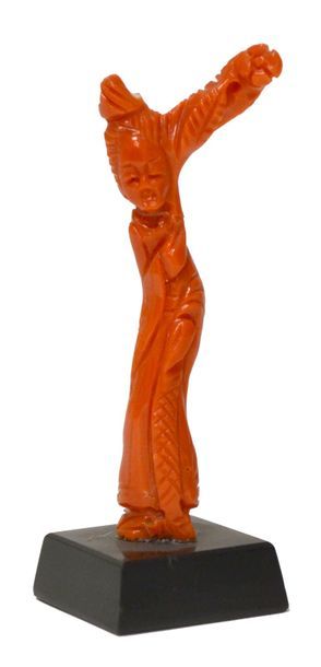 null Petit SUJET en corail sculpté, Guanyin. Chine. H. 8 cm
