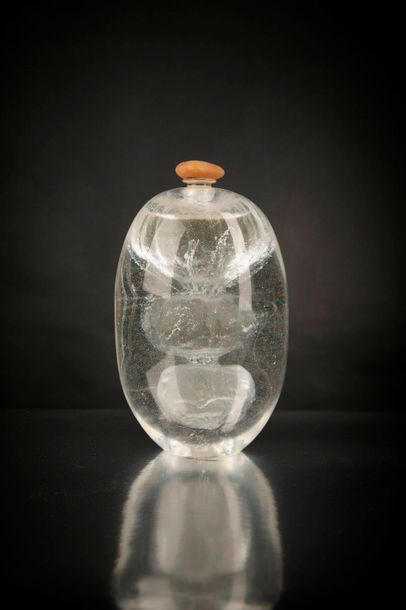 Experimental flask in pressed moulded blow-moulded...