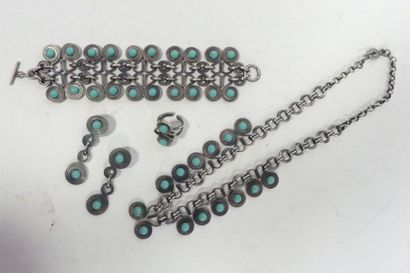 null PARURE en acier et cabochons turquoise comprenant collier, bracelet, paire de...