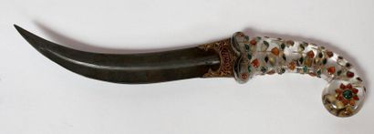 null JAMBIYA, the handle in rock crystal with floral decoration inlaid with coloured...