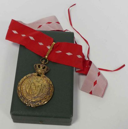 null ORDRES ET DECORATIONS. Principauté de Monaco. Ordre du Mérite Culturel, insigne...