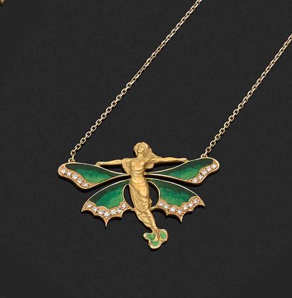 null NECKLACE "Butterfly woman" in yellow gold, the chain mesh jaseron, the green...