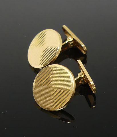 null PAIR OF HANDLEBAR BUTTONS in yellow gold. Weight 7,04 g