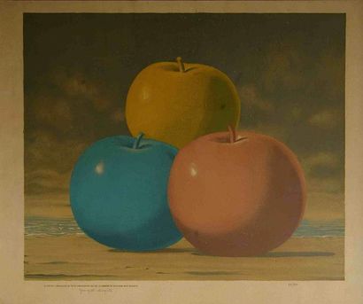 null René MAGRITTE (1898-1967). Trois pommes. Lithographie en couleurs, portant une...