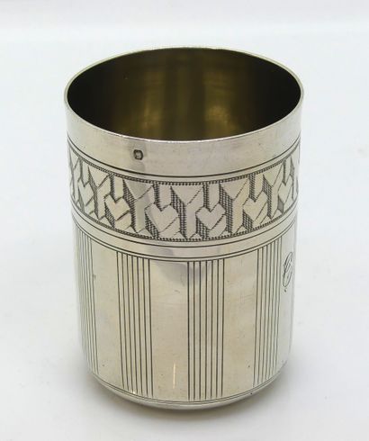 null TIMBAL with flat bottom in silver with bands and stripes and broad geometrical...