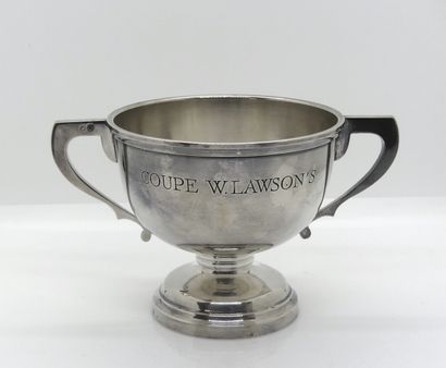 null CUP with handles in plain silver engraved Cup W. Lawson Minerve hallmark. Weight...