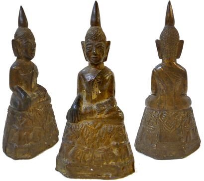 Bouddha en bronze plein laqué assis dans...