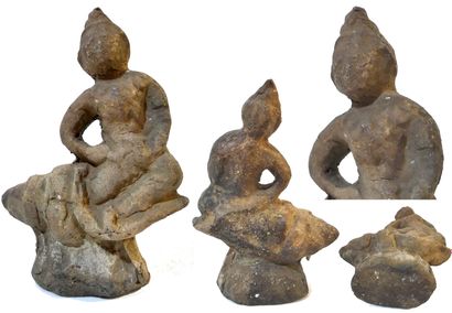 null Rare votive statuette representing a figure emerging from a terracotta conch...