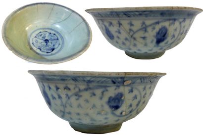 White porcelain bowl with blue decoration...