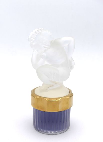 null LALIQUE FRANCE Perfume bottle radiator cap model "Faune" in pressed white crystal...