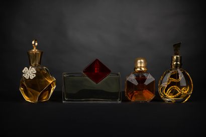 Serge MANSAU pour divers parfumeurs. Quatre...