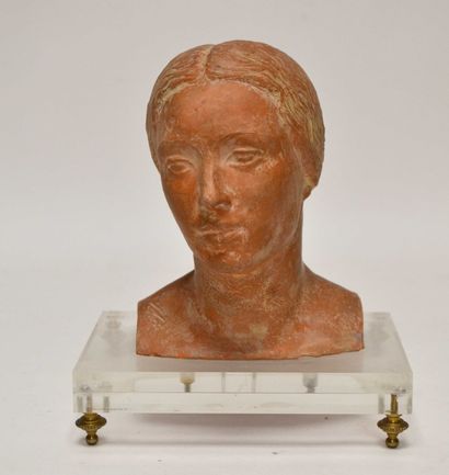 null Albert BOUQUILLON (1908-1997) Buste de femme. Terre cuite signée. H. 18 cm