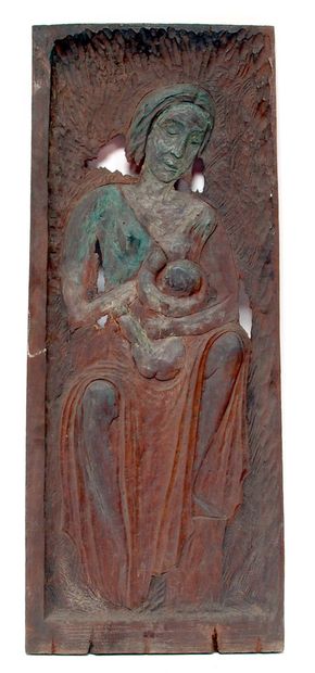 null Sébastien TAMARI (1900-1991). Maternité, femme donnant le sein. Bois sculpté...