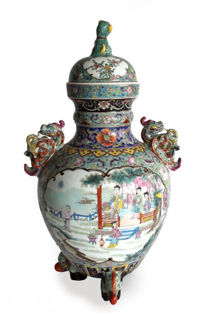 null CHINA. Porcelain tripod covered POT with falangcai decoration and characters...