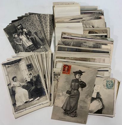 null Fantaisies : lot de cartes postales anciennes sur les femmes, enfants, … partiellement...