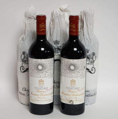 null Cinq bouteilles CHATEAU MOUTON ROTHSCHILD 2002. Niveau parfait (trois étiquettes...