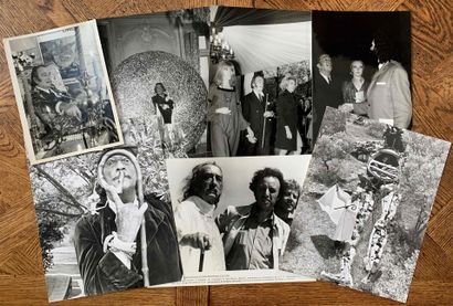 null Salvador Dalí: Important lot of 37 silver photographic portraits of the artist....
