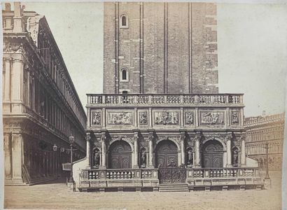 null Italy, Venice. Large photographic print on albumen paper, mounted on cardboard,...
