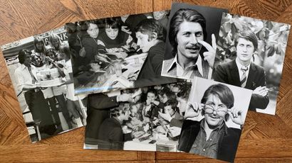 null Jacques Dutronc : Lot of 17 silver photographic prints of the singer. Portraits,...