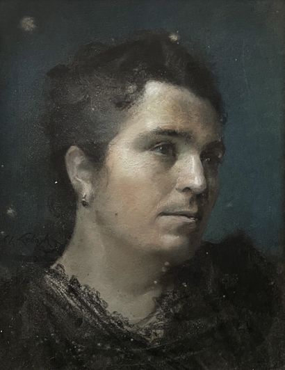 null Ecole française fin XIXe. Portrait de femme. Pastel portant une signature vers...