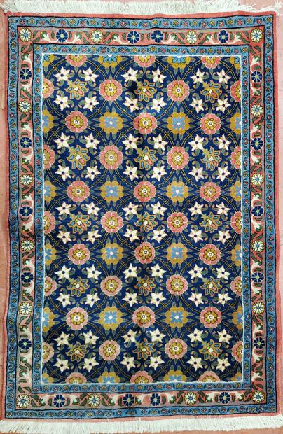 null IRAN VERAMINOUS RUG decorated Mina Khani. 154 x 104 cm