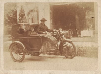 null Sidecar Harley, Limousine, “Duc”, “Louis XV”, dans Paris et la région Parisienne....