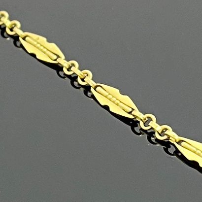 null COLLIER en or jaune 750 mil. maille jaseron et fantaisie. Poids 6,40 g. L 44,5...