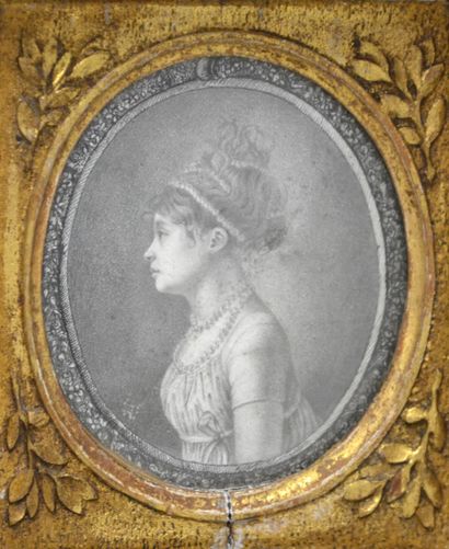 null Ecole française XIXe. Portrait de jeune femme en buste de profil. Miniature...