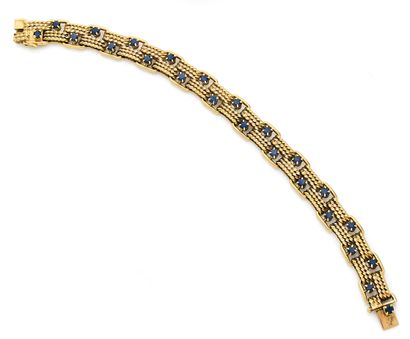 null BOUCHERON Paris BRACELET in 750-mil. yellow gold, the links with a cordage motif...