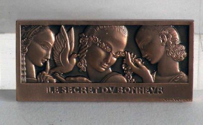 null GUERLAIN. ""L'or de Guerlain"" 24 mùai 1991. Plaque commémorative en bronze...