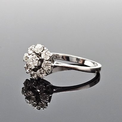 Pompadour ring in white gold set with diamonds....