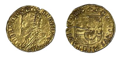 null Pays Bas-Hollande. Philippe II d’Espagne 1555-1598, Demi-real d’or. Flan fêlé....