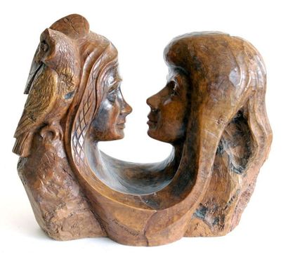 null Pierre FOUESNANT (1943) Deux belles face à face. Racine d'olivier sculptée,...