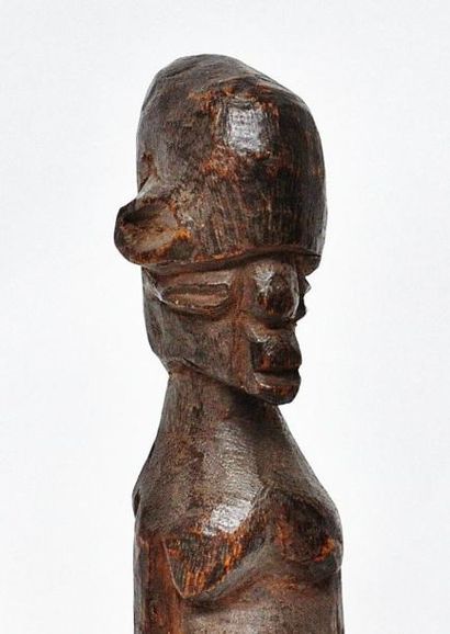 null Sculpture féminine fétichée et porteuse de jarre ? Lobi - Burkina Faso Bois...