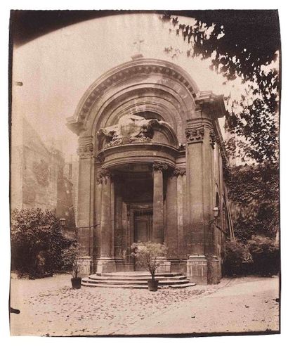 null Eugène ATGET (1857-1927). Porte des Carmes, 11 rue des Carmes. Paris 5e. 1898....
