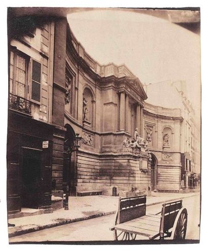 null Eugène ATGET (1857-1927). Fontaine de Grenelle, rue de Grenelle. Paris 7e. 1900....