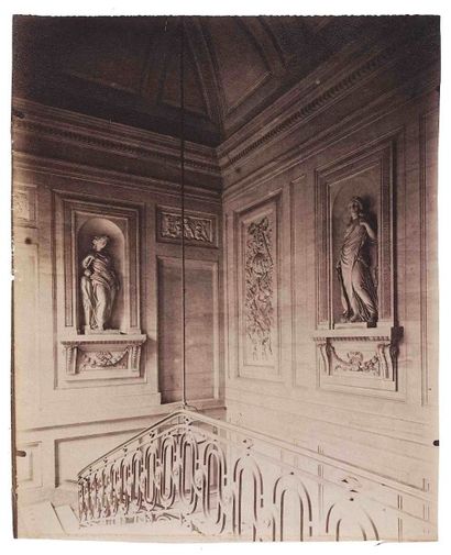 null Eugène ATGET (1857-1927). Entrée et escalier de l’Hôtel Fleury, 28 rue des Saint-Pères...