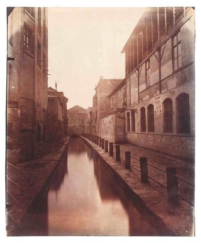 null Eugène ATGET (1857-1927). Ruelle des Gobelins. Paris 13e. 1899. Épreuve d’époque...