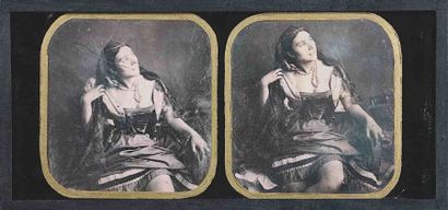 null NU [DAGUERRÉOTYPE]. Femme en costume dévoilant un genou. Années 1850. Daguerréotype...