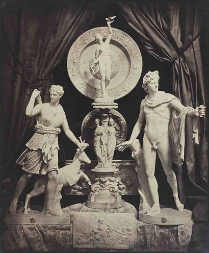  Hippolyte BAYARD (1801-1887). Composition aux sculptures : Diane et l’Apollon du...