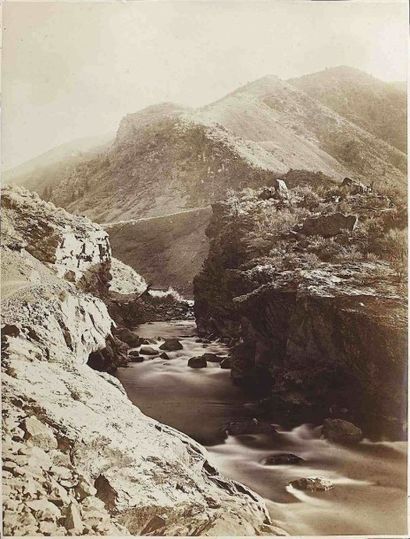 null Carleton Eugene WATKINS [Attribué à] (1829-1916). Torrent, Yosemite Valley....