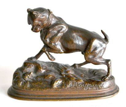 null Jules MOIGNEZ (1835-1894). Dogue jouant ave une grenouille. Bronze à patine...