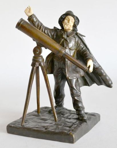 null E. ROUSSEAU, XIXe. l'astronome au télescope. Sculpture chryséléphantine en bronze...